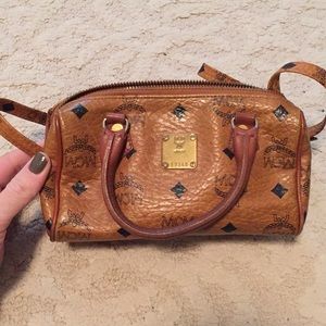 mcm boston bag small